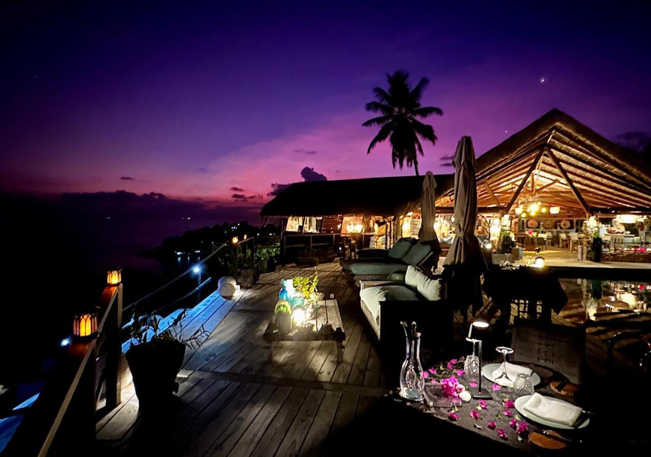 Chateau De Feuilles & Spa - Praslin Island Baie Sainte Anne Exterior foto